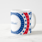 Celebrate Red, White und Blue Stars Jumbo-Tasse (Vorderseite Rechts)
