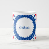 Celebrate Red, White und Blue Stars Jumbo-Tasse (Vorderseite)