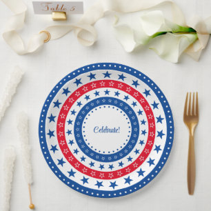 Celebrate Red, White und Blue Stars Pappteller