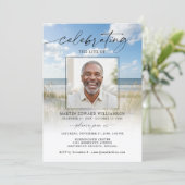 Celebration of Life Funeral Beach Photo Einladung (Stehend Vorderseite)