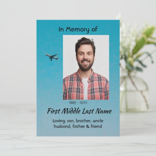 Celebration of Life Service Pilot Airplane Flying Einladung (Stehend Vorderseite)