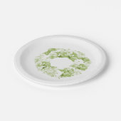 Celery Green Floral Wreath Wedding Paper Teller (Schrägansicht)