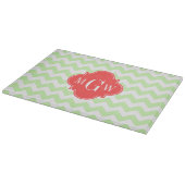 Celery Wihte Chevron Coral Quatrefolie 3 Monogramm Schneidebrett (Ecke)