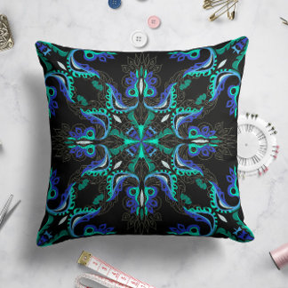 Celestial Bloom Star Pillow in Black Kissen