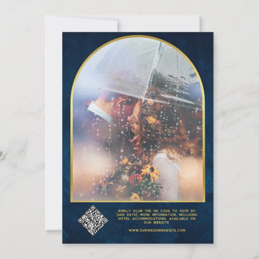 Celestial Blue Gold Moon Sun Monogram UAWG QR Code Einladung (Rückseite)