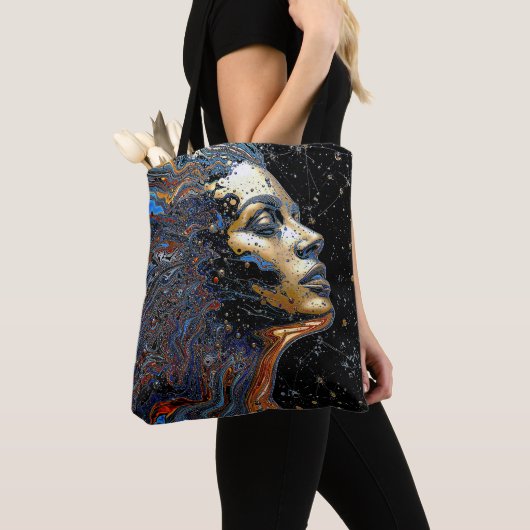 "Celestial Cognition" – A Surreal Portrait Tasche (Von Nahem)