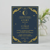 Celestial Crescent Moon Navy Blue Wedding Gold Folieneinladung (Stehend vorne)