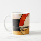 Celestial Elegance: Abstrakte Erkundung in Beige Kaffeetasse (Links)