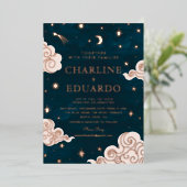 Celestial Gold Foil Moon & Stars Hochzeit Folieneinladung (Stehend vorne)