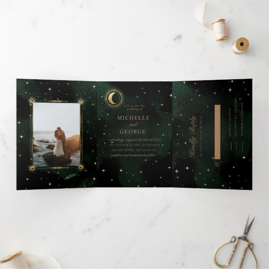Celestial Gold Moon Tri Fold Wedding Einladung (Innenseite)