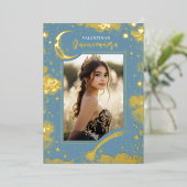 Celestial Gold Stars Moon Night Quinceanera Foto Folieneinladung (Stehend vorne)