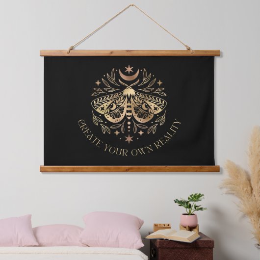 Celestial Golden Moth Hanging Tapestes Wandteppich Mit Holzrahmen (Schlafzimmer)