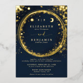 Celestial Midnight Gold Monogramme Elegante Hochze Folieneinladung (Vorderseite)