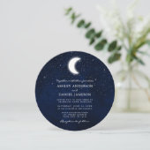 Celestial Moon and Stars Round Foto Wedding Einladung (Stehend Vorderseite)