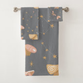 Celestial Moon Moth Pattern Badhandtuch Set (Insitu)