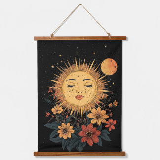Celestial Sun Goddess mit floralen Blüten Wandteppich Mit Holzrahmen