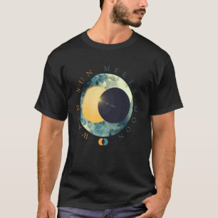 Celestial Sun trifft Moon Phases Cosmic Space Astr T-Shirt