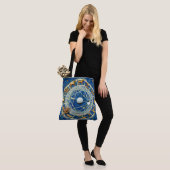 Celestial Zodiac Wheel Vintag Astrologie Blue Gold Tasche (Am Model)