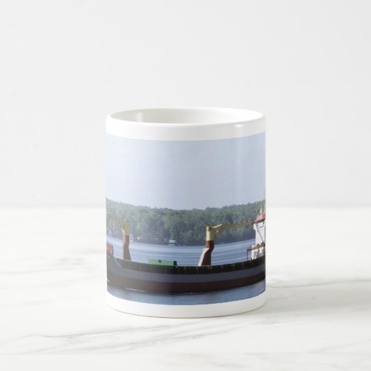 Celine-Frachtschiff Kaffeetasse (Mittel)
