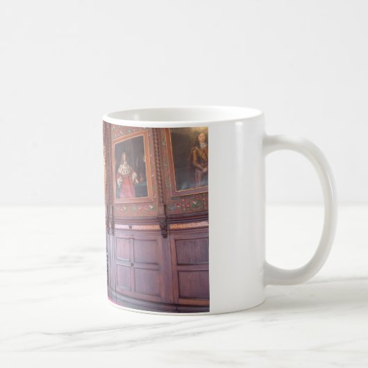 Cello im Staat Kaffeetasse (Rechts)