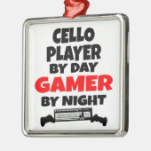 Cello Player by Day Gamer by Night Silbernes Ornament (Links)