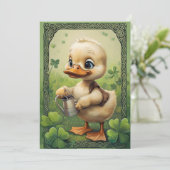 Celtic Charm: Duckling Watering Vier-Leaf Clovers Einladung (Stehend Vorderseite)