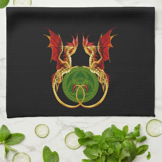 Celtic Crescent Moon and Dragons Geschirrtuch (Gefaltet)