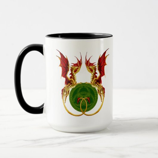 Celtic Crescent Moon and Dragons Tasse (Links)