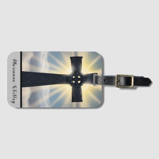 Celtic Cross mit Sonnenschein Hintergrund Gepäckanhänger (Vorderseite (Horizontal))