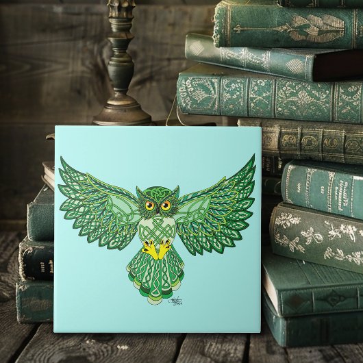 Celtic Flight Owl Green Fliese