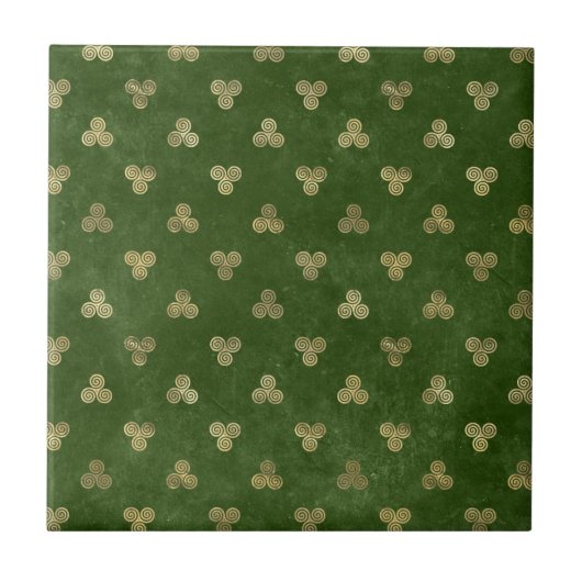 Celtic Green Gold Triple Spiral Fliese (Vorderseite)