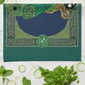 Celtic Green Owl Handtuch (Gefaltet)