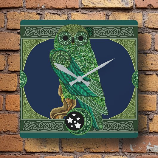 Celtic Green Owl Quadratische Wanduhr