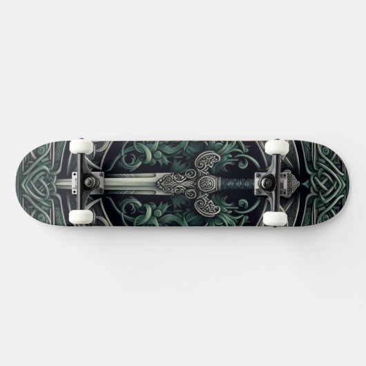 Celtic Green und Silver Sword Skateboard (Horizontal)