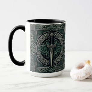 Celtic Green und Silver Sword Tasse