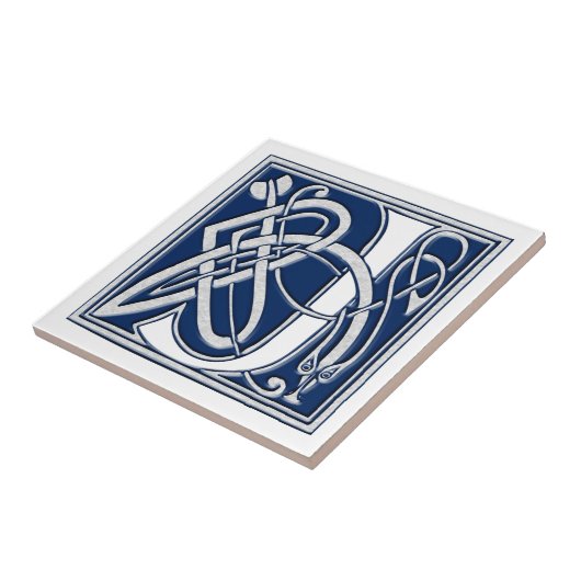 Celtic J Monogram Fliese (Seite)