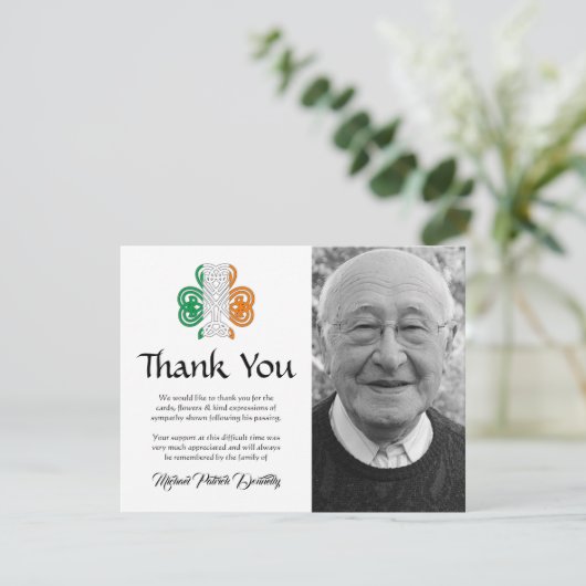 Celtic Knot Beerdigung Memorial Vielen Dank Dankeskarte (Stehend Vorderseite)