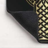 Celtic Knot Cross in Gold und Schwarz Mousepad (Ecke)