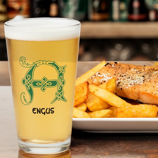 Celtic Knot Decorative Hauptstadt A des 16. Jahrhu Glas