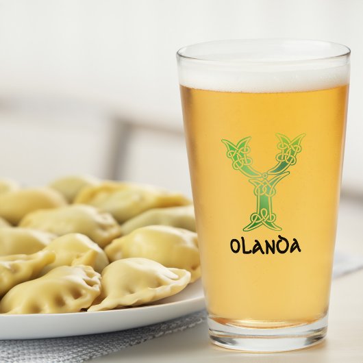 Celtic Knot Decorative Hauptstadt Y aus dem 16. Ja Glas