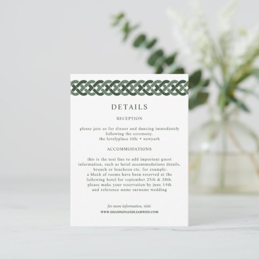 Celtic Knot | Green Wedding Information Guest Begleitkarte (Stehend Vorderseite)