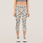 Celtic Knot Harmony - Orange & Green Elegance Capri Leggings (Vorderseite)