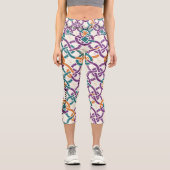 Celtic Knot Harmony - Vibranly Green & Lila Capri Leggings (Vorderseite)