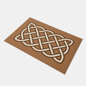 Celtic Knot Pattern, Camel Tan, Cream und Brown Fußmatte (Schrägansicht)