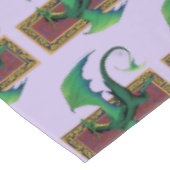 Celtic Knot Work Green Dragon Lila Tischdecke (Schrägansicht)