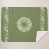 Celtic Knotwork Fish in Green  Sherpadecke (Vorderseite (Horizontal))