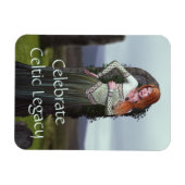 Celtic Lady Posing vor alten Steinen Magnet (Horizontal)