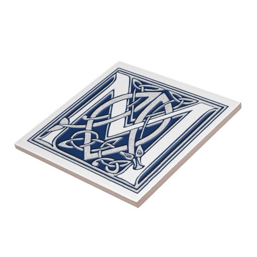 Celtic M Monogram Fliese (Seite)
