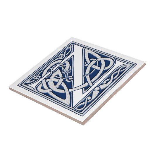 Celtic N Monogram Fliese (Seite)