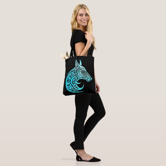 Celtic Nordic Winter Fox Tasche (Am Model)